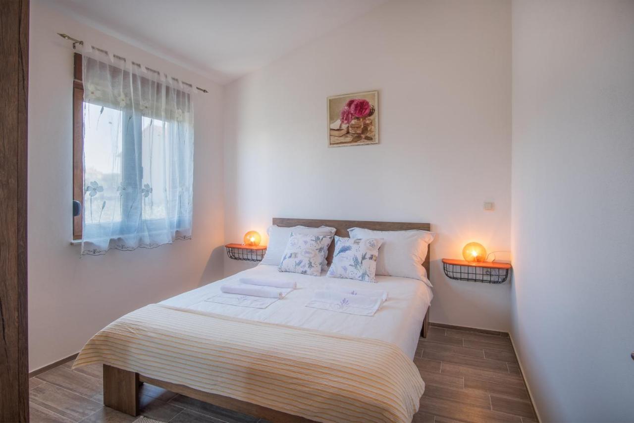 Villa Dijana East Linardići Eksteriør billede
