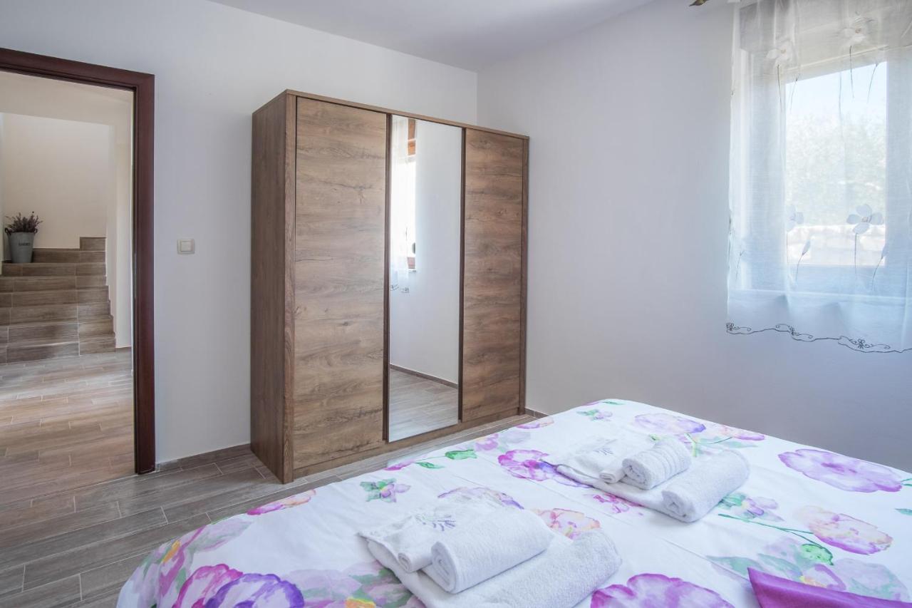 Villa Dijana East Linardići Eksteriør billede