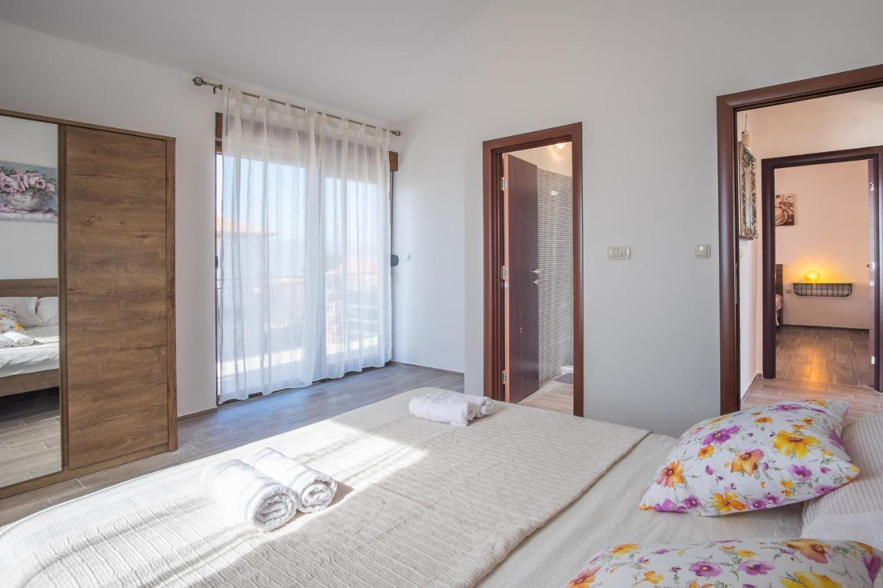 Villa Dijana East Linardići Eksteriør billede